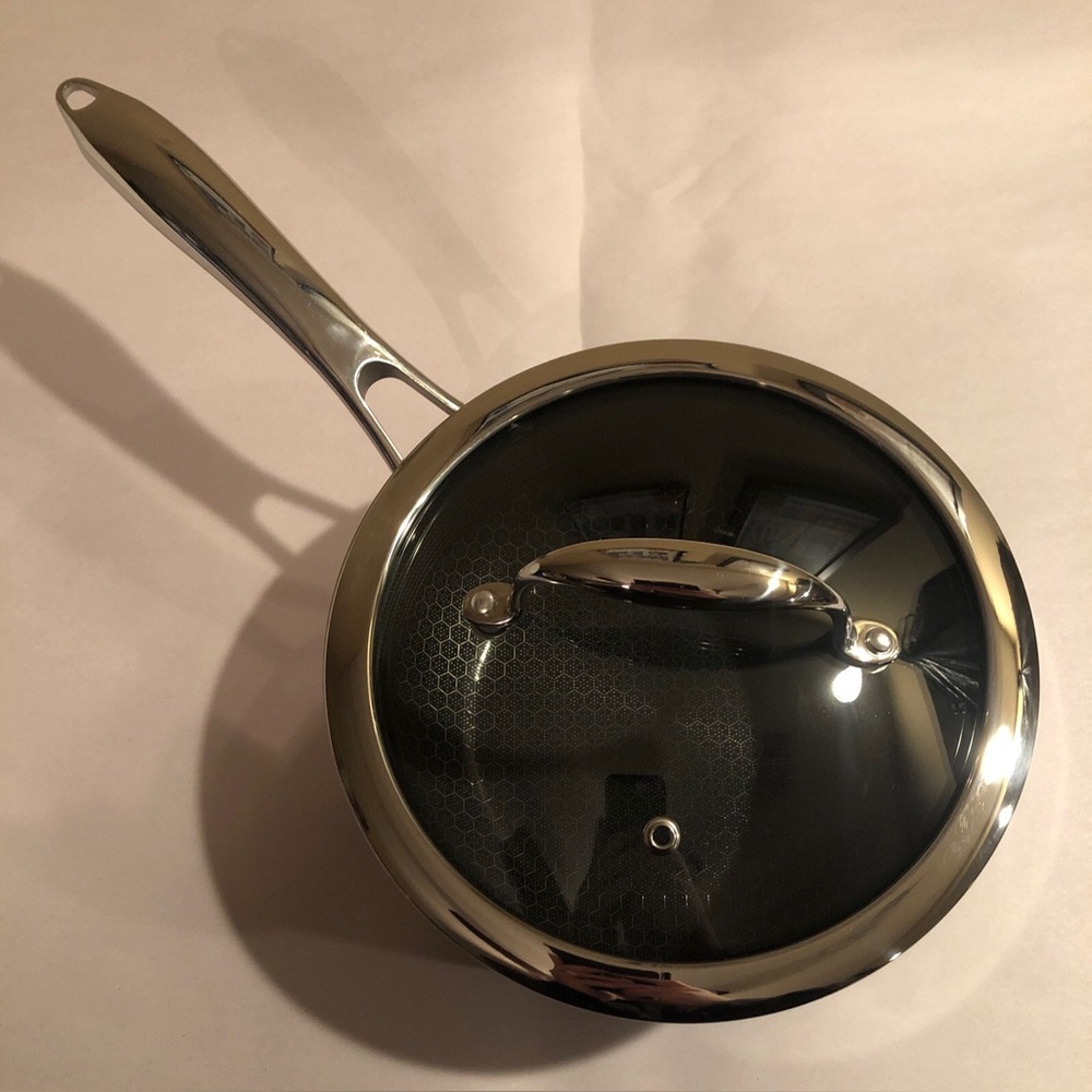 Hexclad 2-Qt Hybrid Non-Stick Stainless Steel Pot Saucepan with Lid